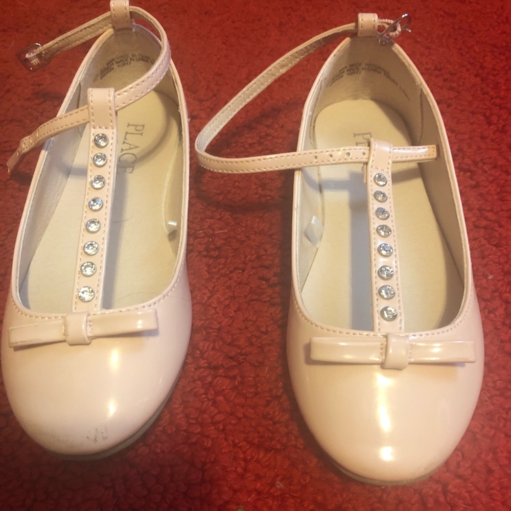 Light pink/rhinestone flats
